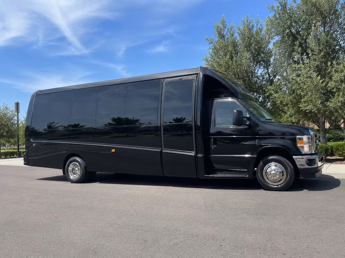18 passenger minibus