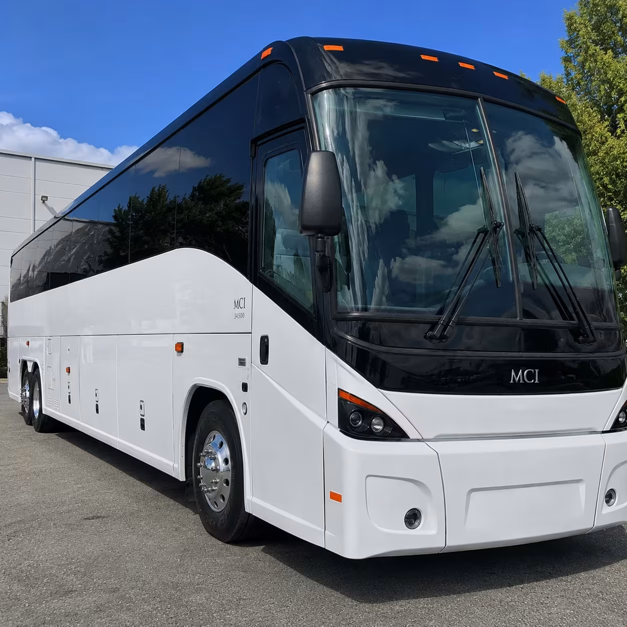 san leandro shuttle buses for corporate events and team outings