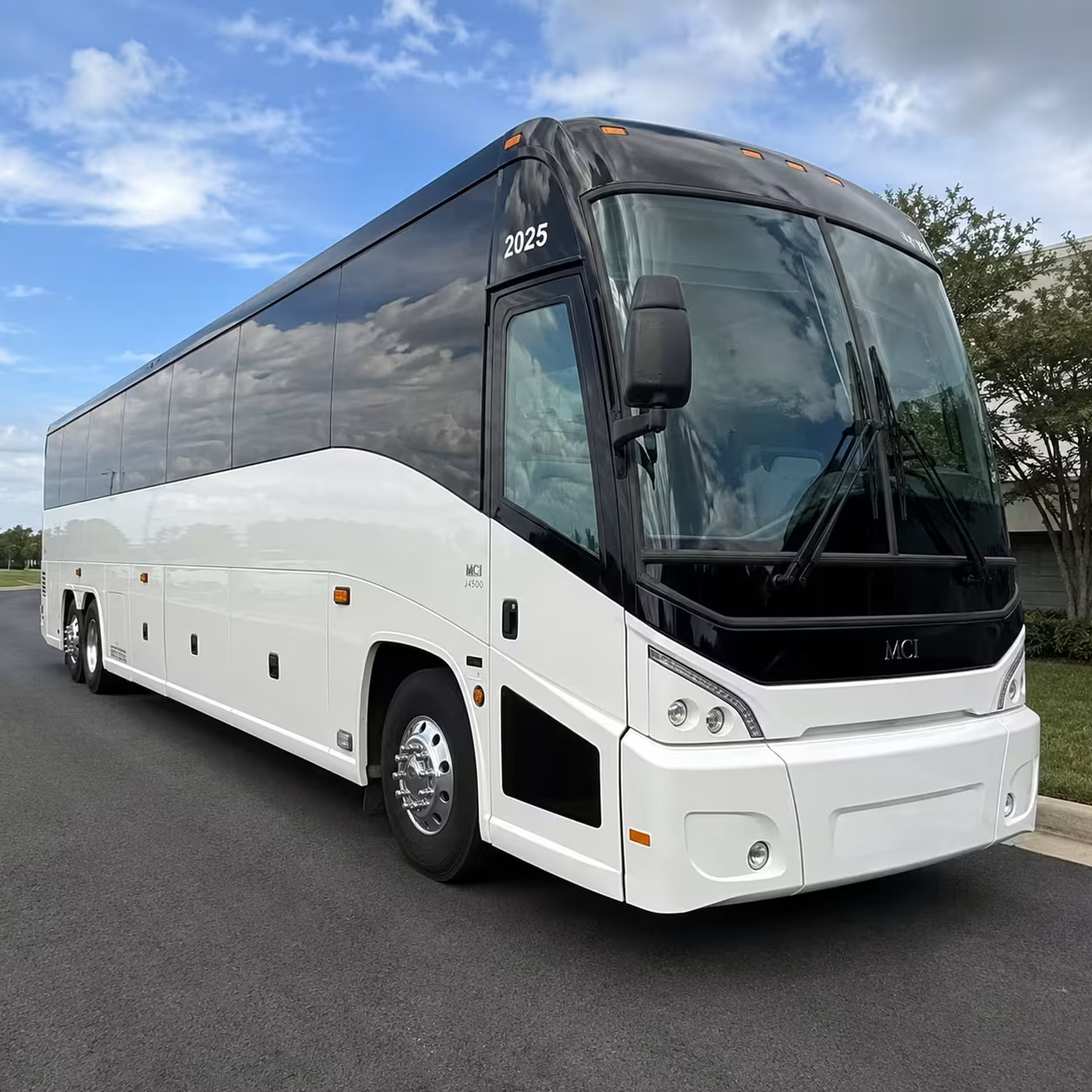 san leandro wedding guest shuttles for your big day